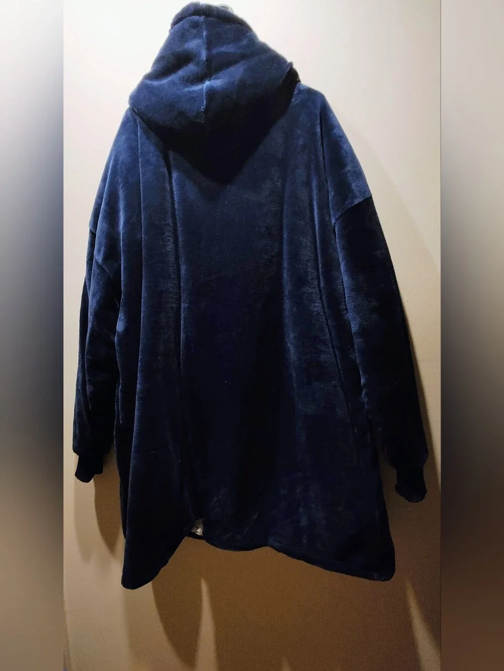 the oodie cozy navy